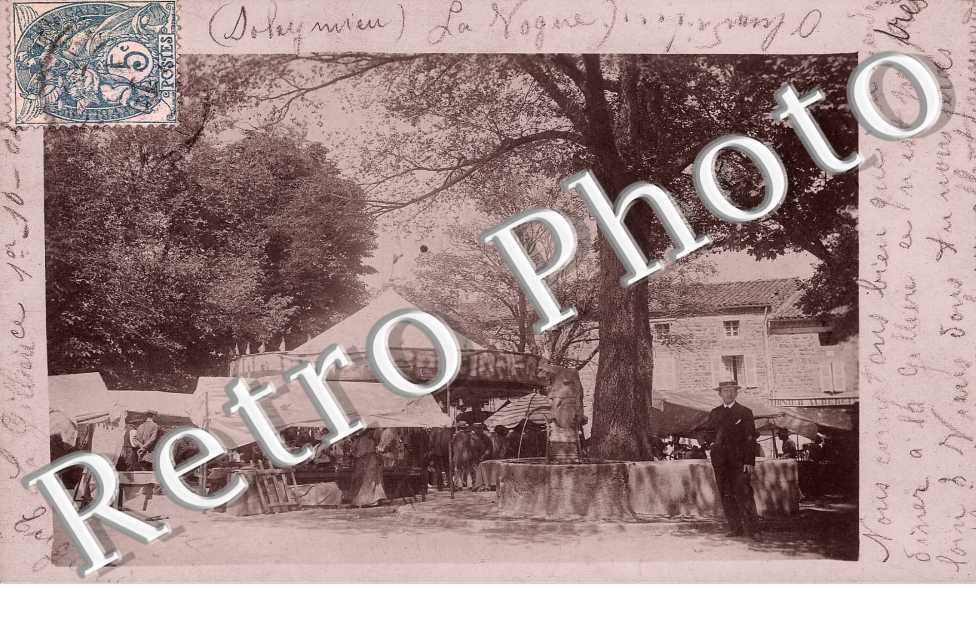 La place avec manege