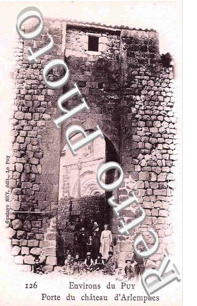 Porte d'un Chateau d'Arlempdes