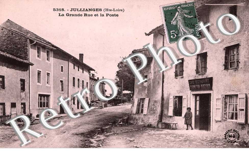 la grande rue et la Poste