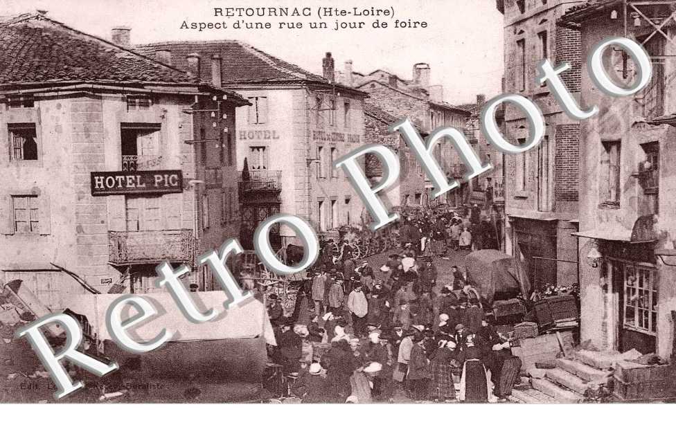 aspect d'une rue un jour de foire