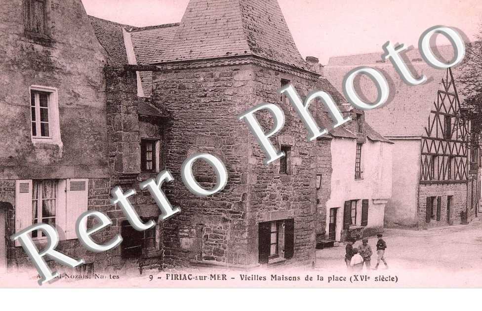 vieilles maisons de la place