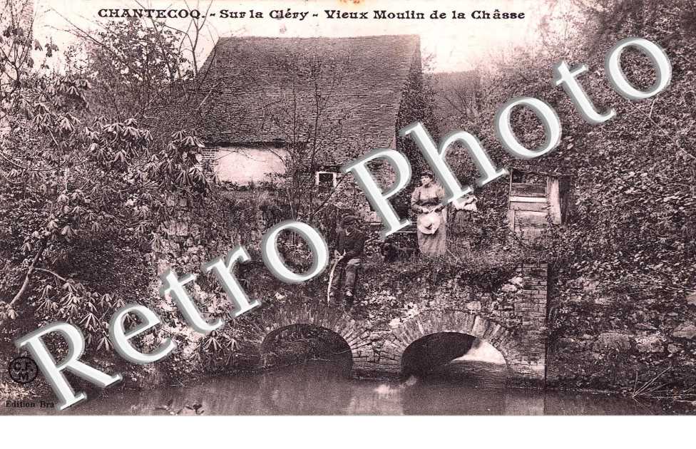 sur la Clery, vieux moulin de la Chasse