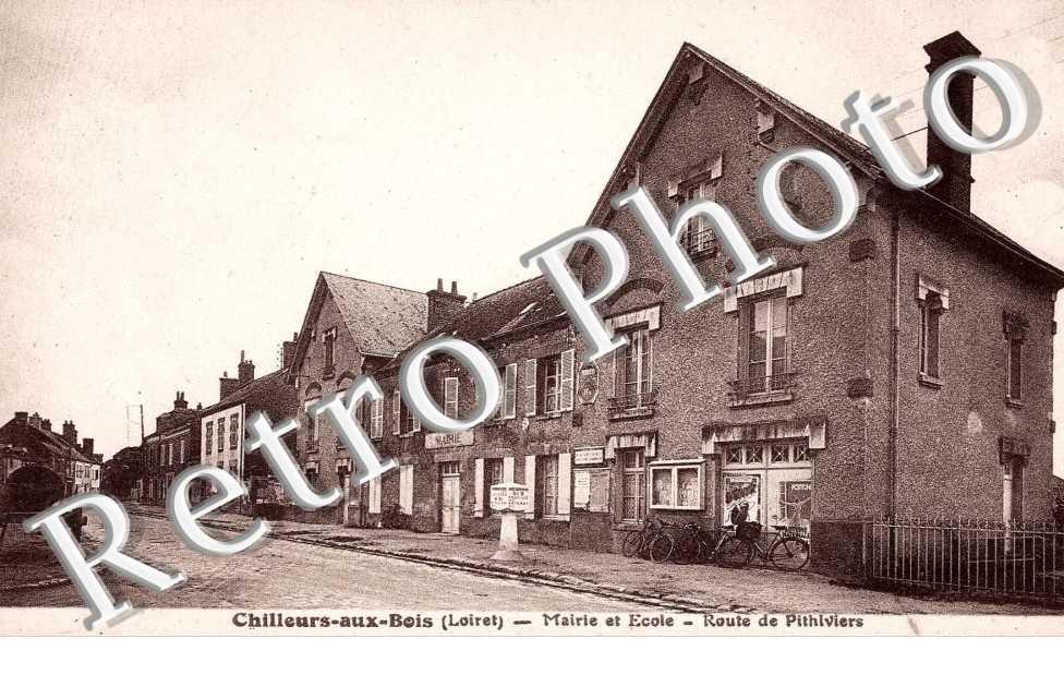 mairie et ecole - route de Pithiviers