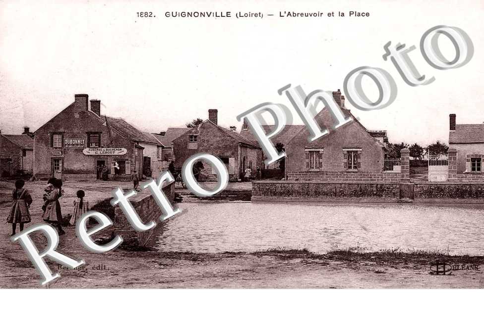 L'Abreuvoir et la Place