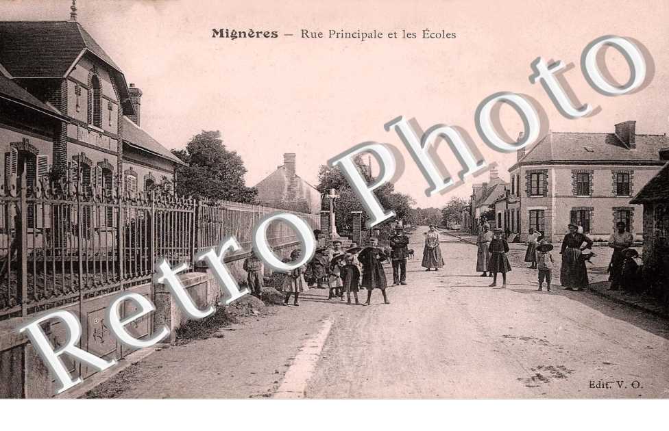 rue principale et les ecoles