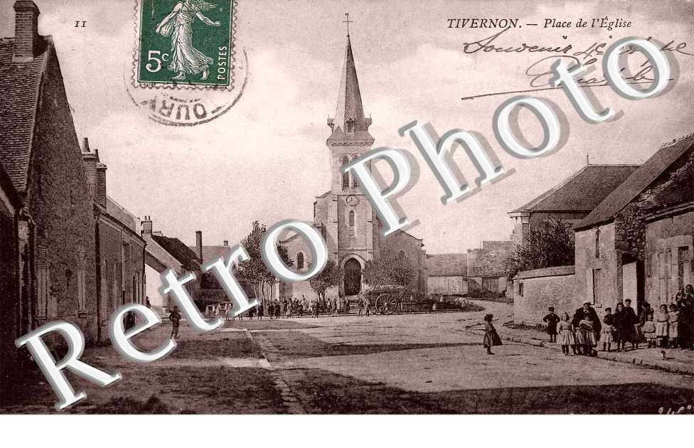 PLACE DE L'EGLISE