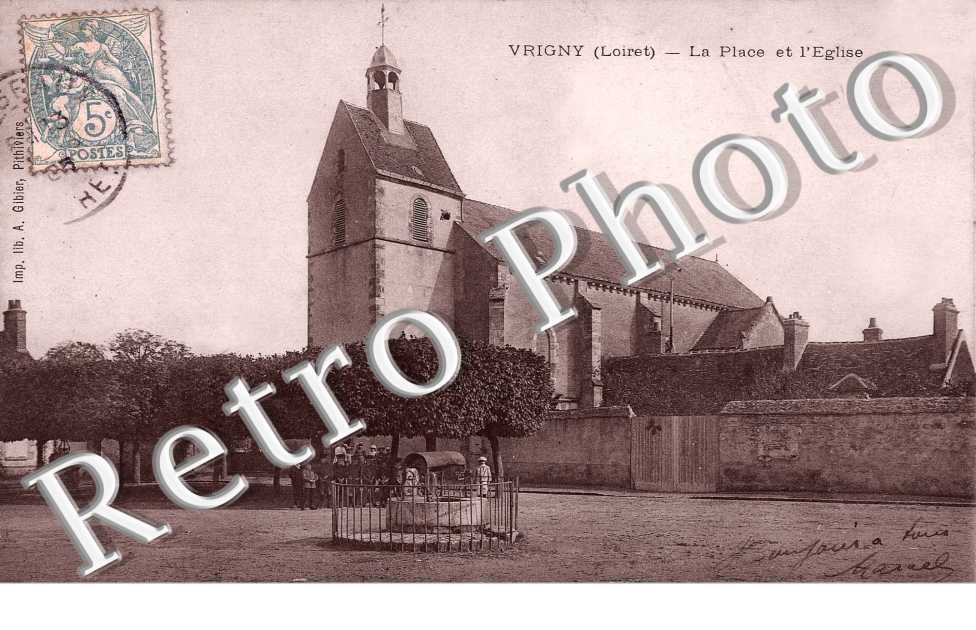 LA PLACE ET L'EGLISE