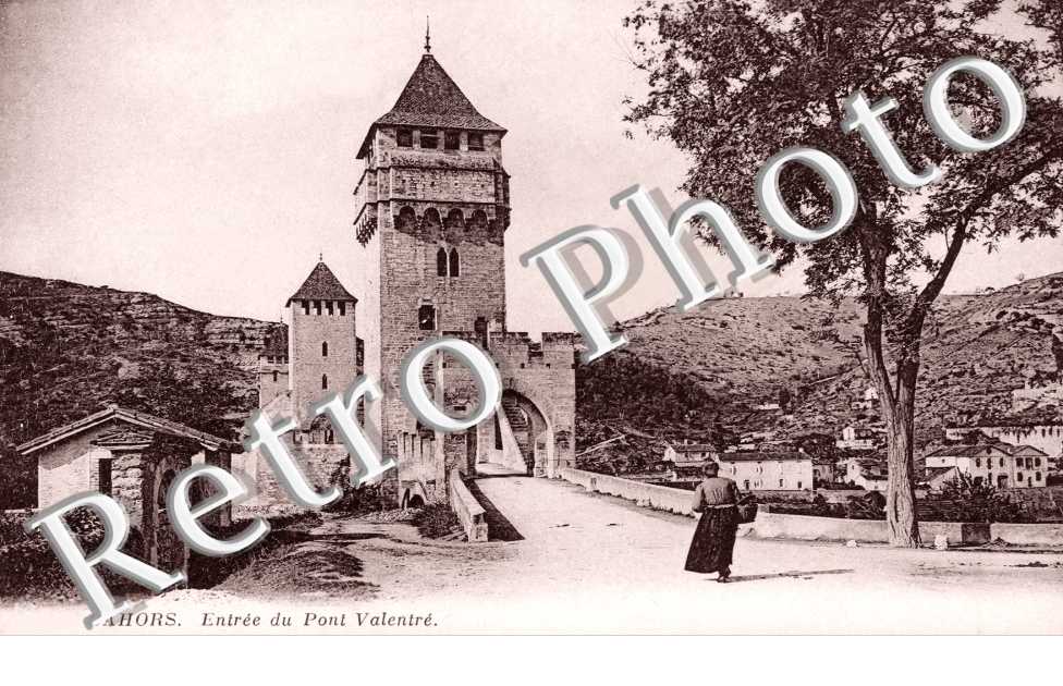 ENTREE DU PONT VALENTRE
