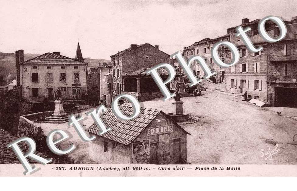 - Place de la Halle