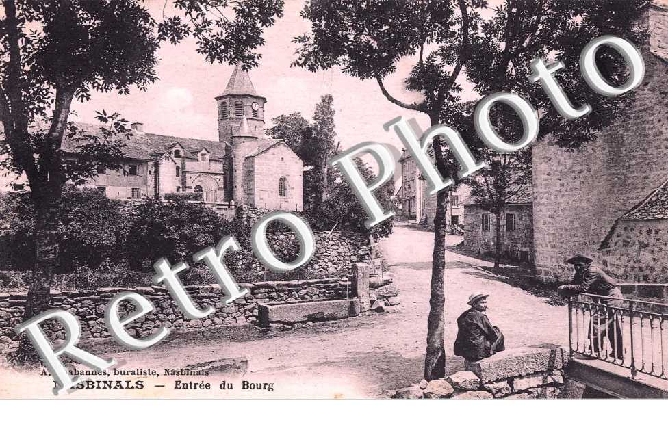 ENTREE DU BOURG