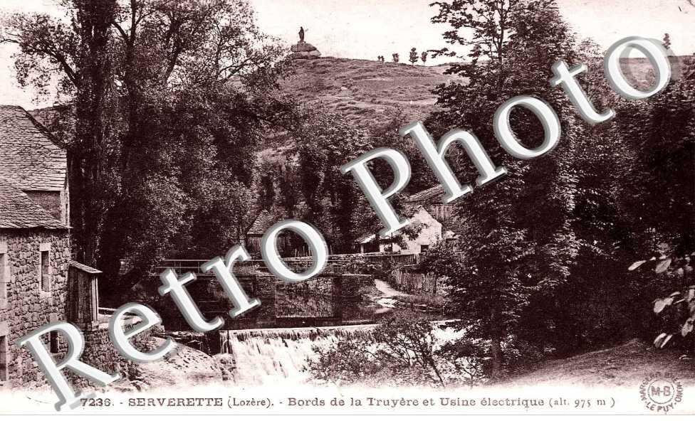 Bord de la Truyère et usines électrique