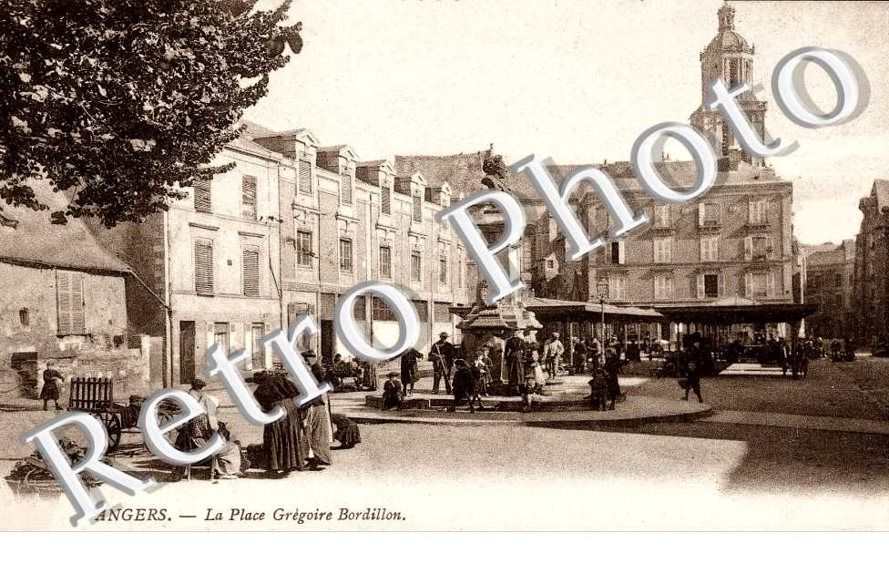 la Place Gregoire Bordillon