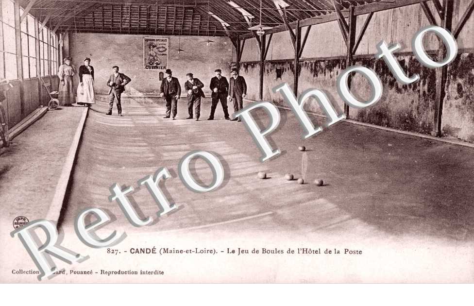 Le jeu de boules de l'Hôtel de la Poste
