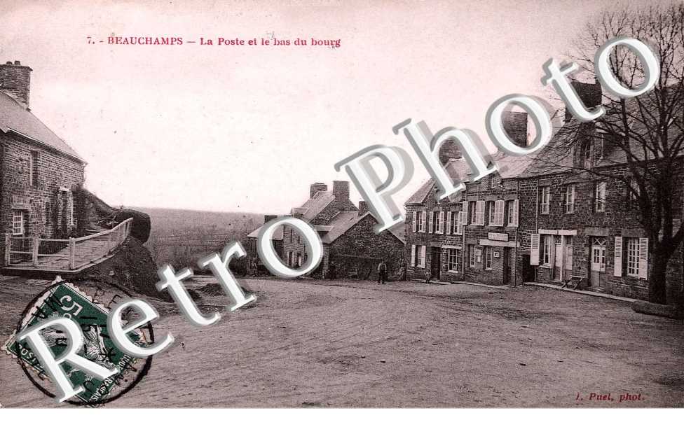 La poste et le bas du bourg