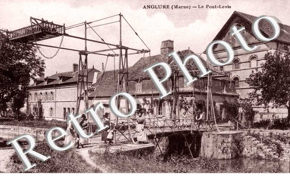 Le Pont Levis