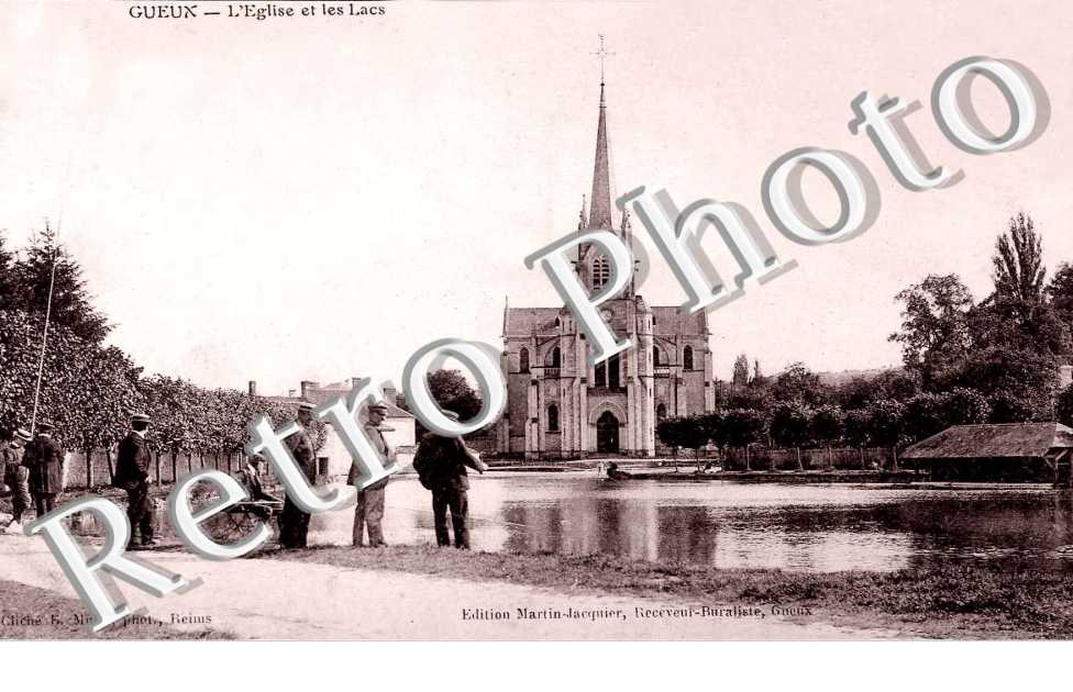 L'EGLISE ET LES LACS