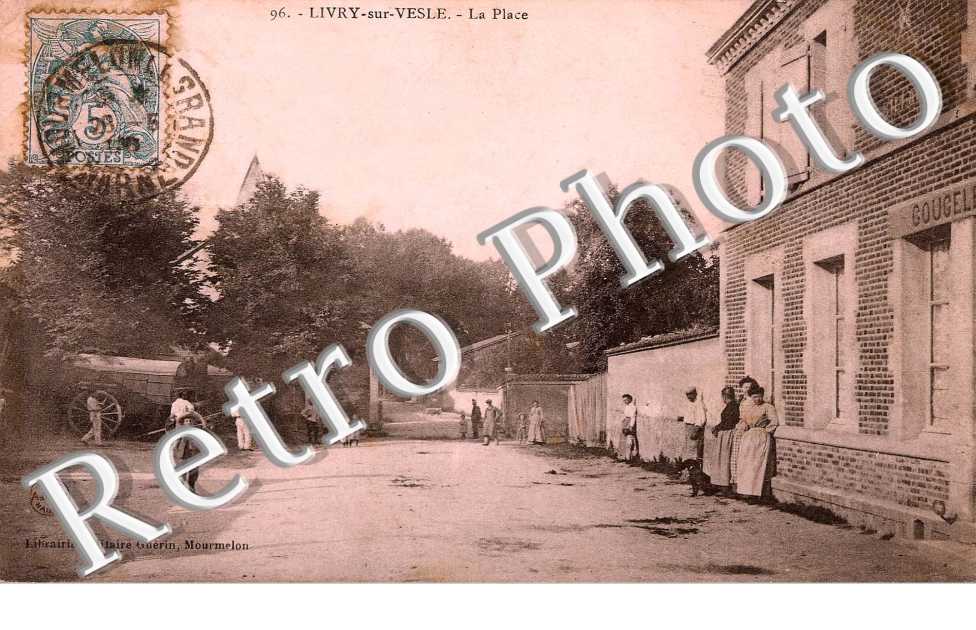 Livry sur Veste la place