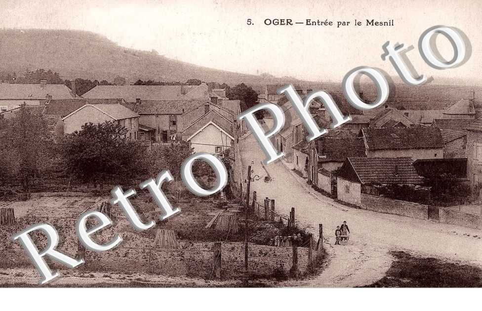 Entree par le Mesnil