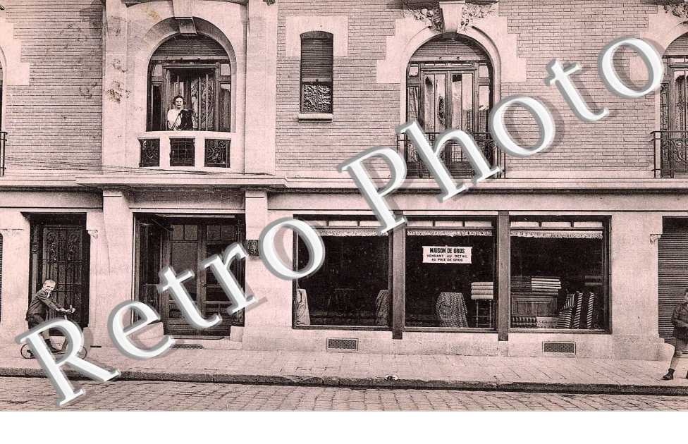maison Desorbay, tissus en gros, 47 rue de Chativesle (trotinette)