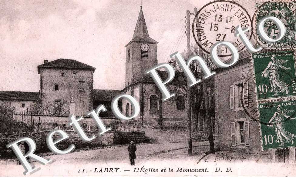 l'eglise et le monument