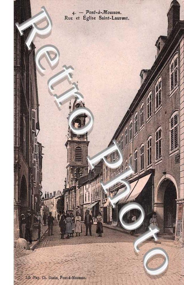 RUE ET EGLISE  SAINT LAURENT