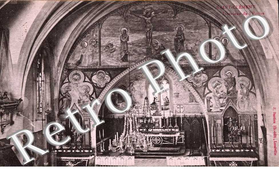 Interieur de l'eglise