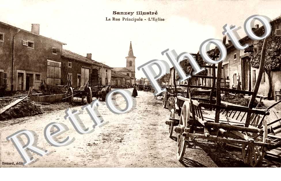 la rue principale, l'eglise