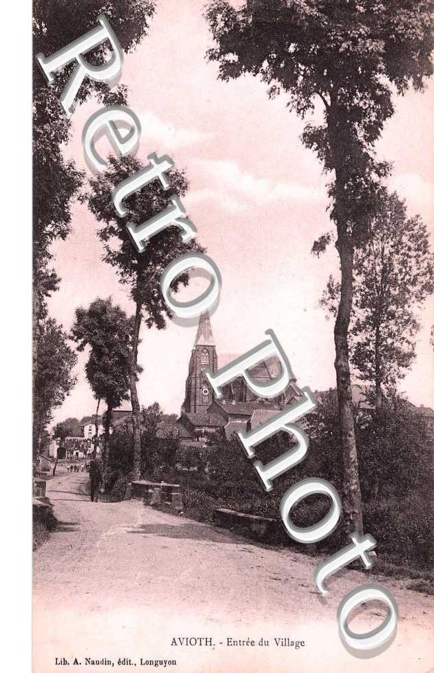 entree du village