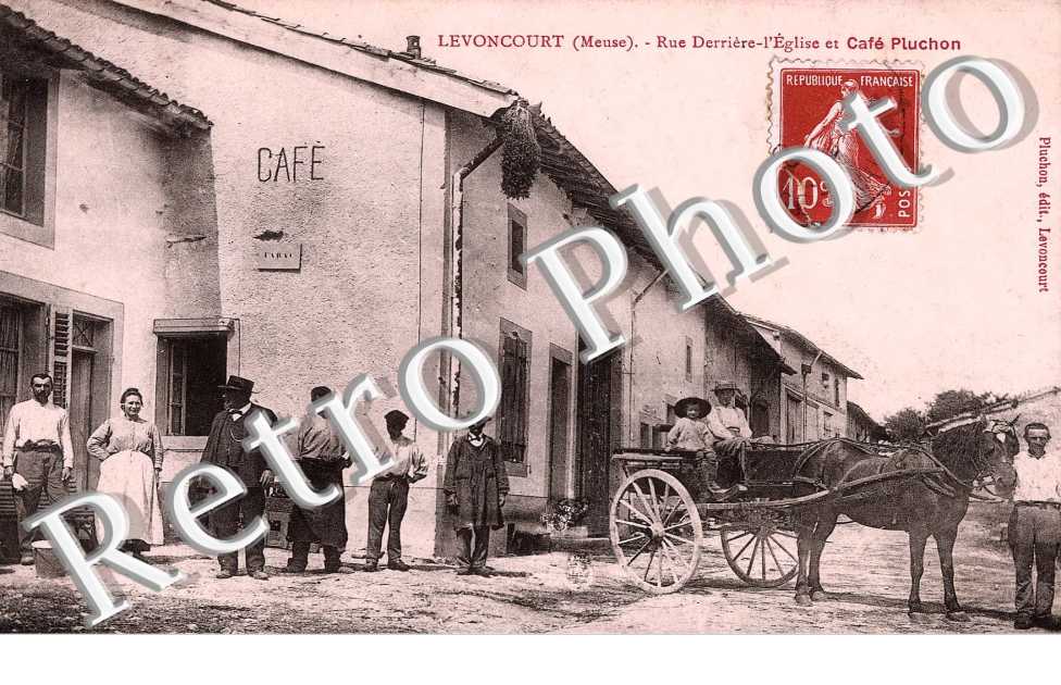 Rue Derriere l'Eglise et Cafe Pluchon