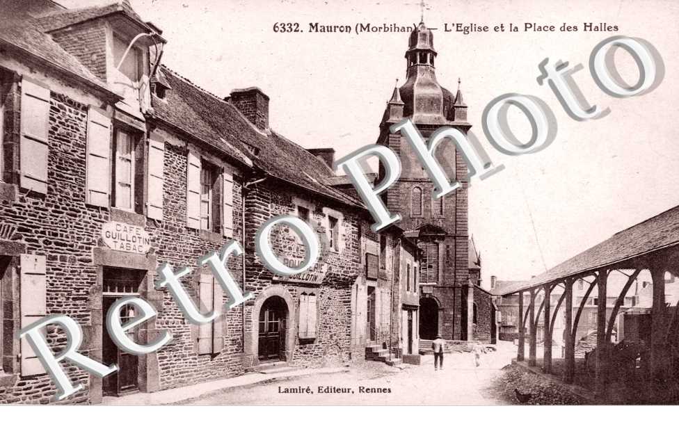 L'église et la place des halles