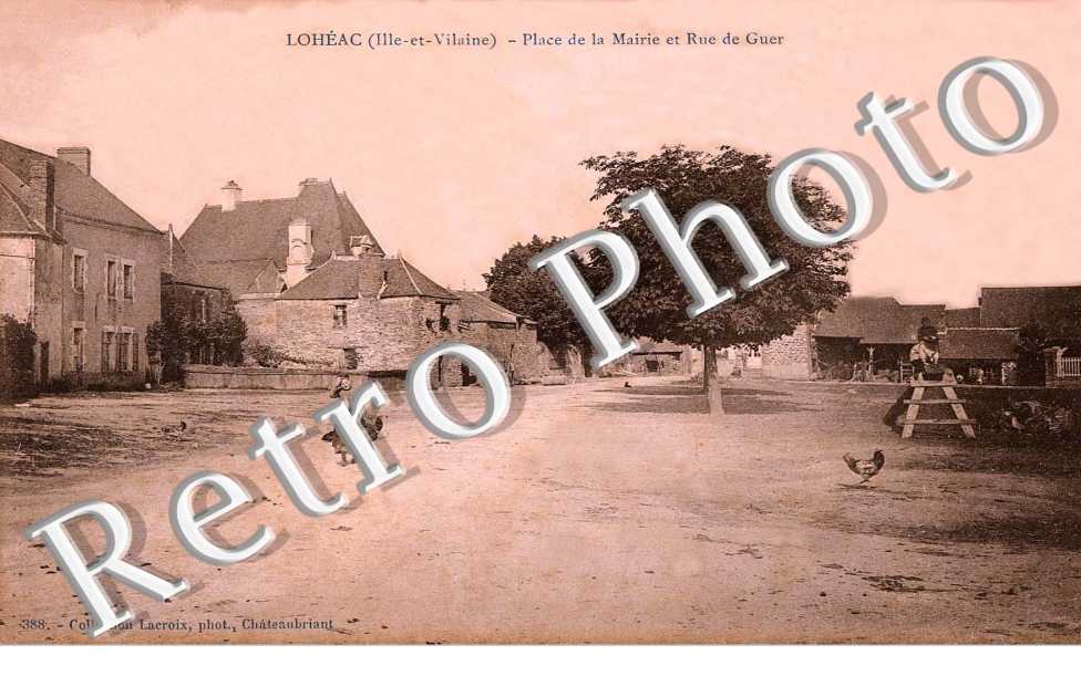 Place de la mairie et rue de Guer