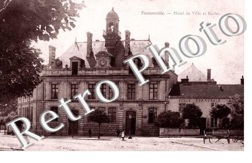 Hotel de ville et ecoles