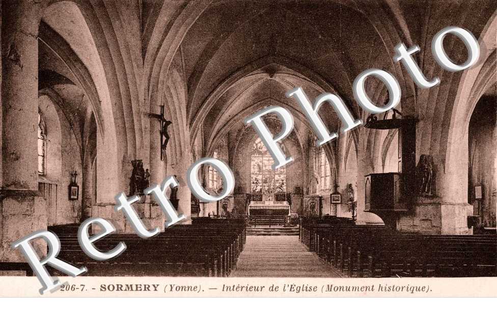 interieur de l' eglise, monument historique