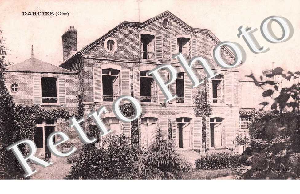 FACADE D'UNE MAISON