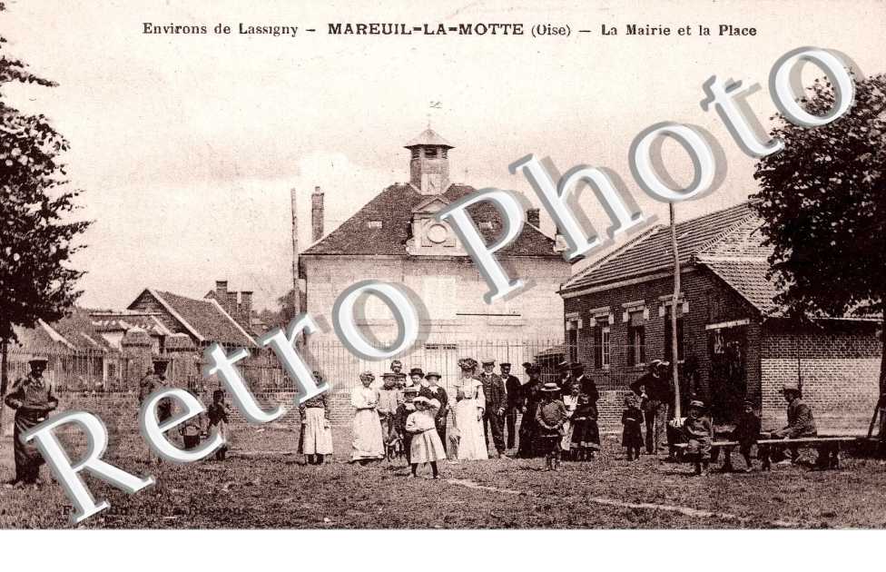 La Mairie et la Place