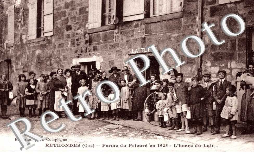 ferme du prieure en 1925, l' heure du lait