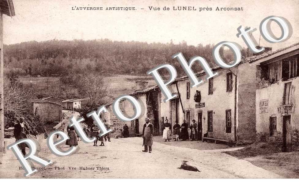 vue de Lunel Pres Arconsat Café " Chez Adèle "  (en fait Hameau de Grosse Pierre, erreur de l'éditeur)