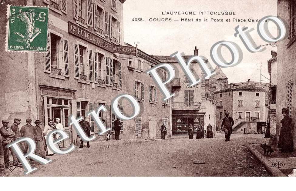 Hotel de la Poste et Place Central