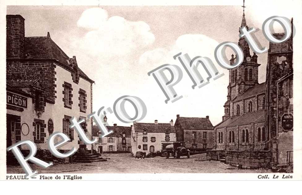 PLACE DE L'EGLISE