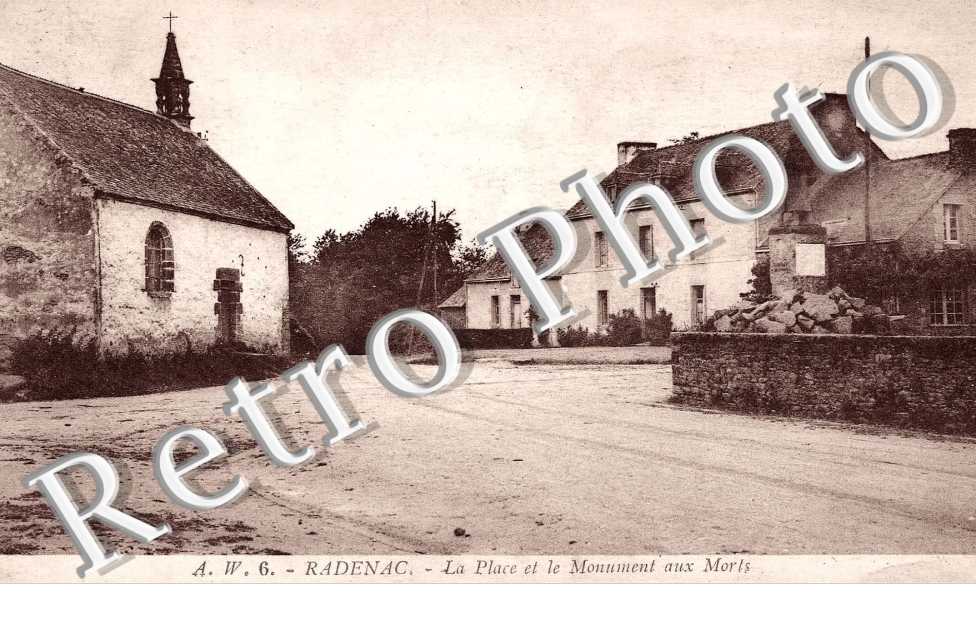 LA PLACE ET LE MONUMENT