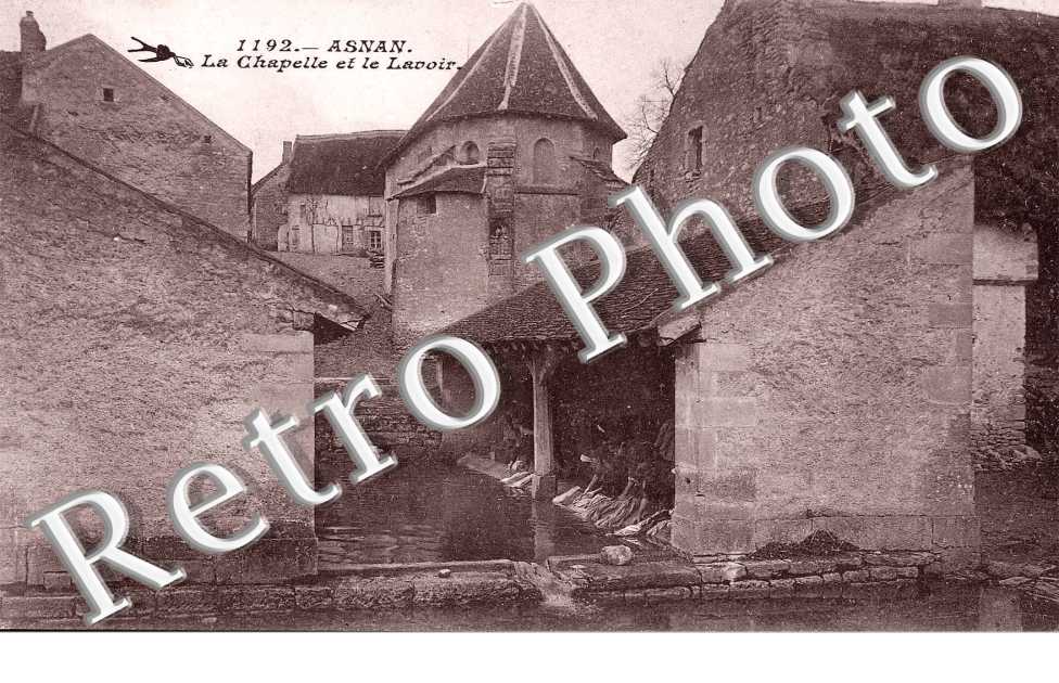 La chapelle et le lavoir