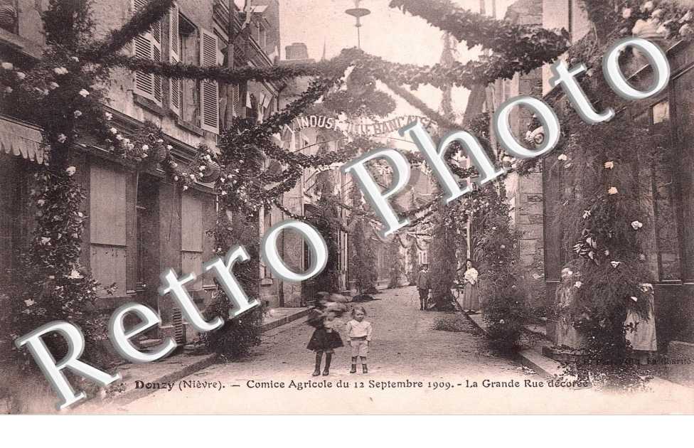 Comice Agricole du 12 sept 1909 - la gde rue decoree