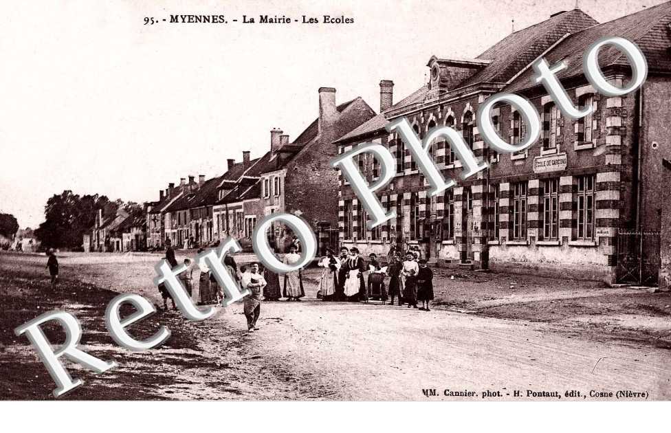 la mairie - les ecoles