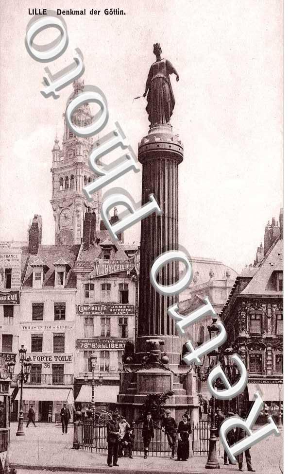 DENKMAL DER GOTTIN (Colonne dite la Deesse sur la Grand Place)