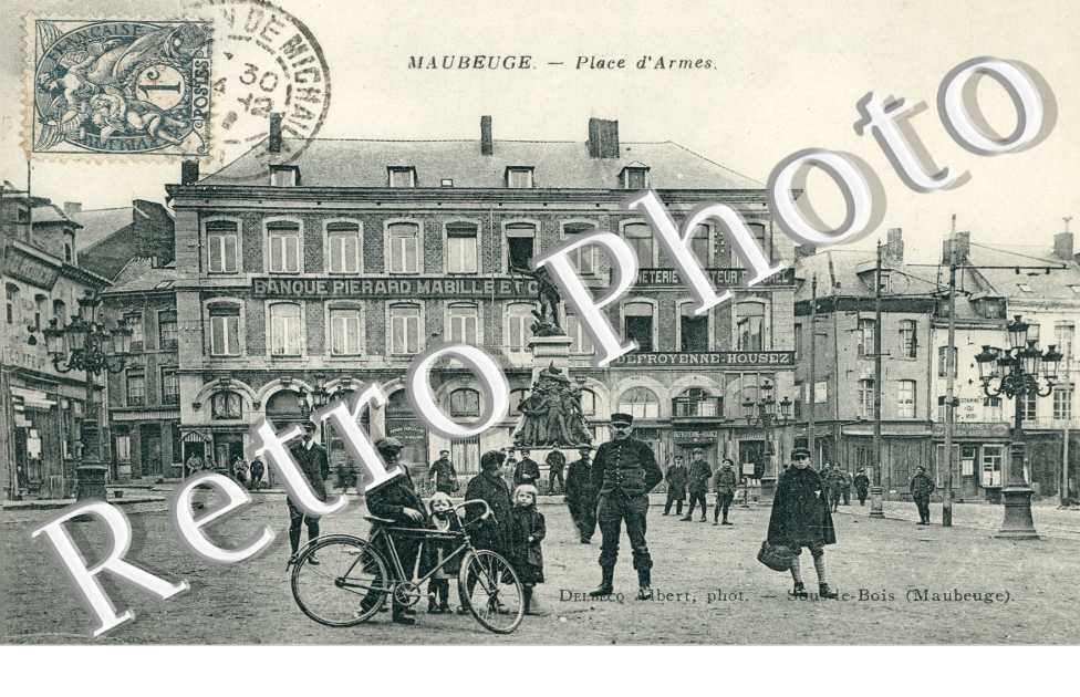 PLACE D'ARMES