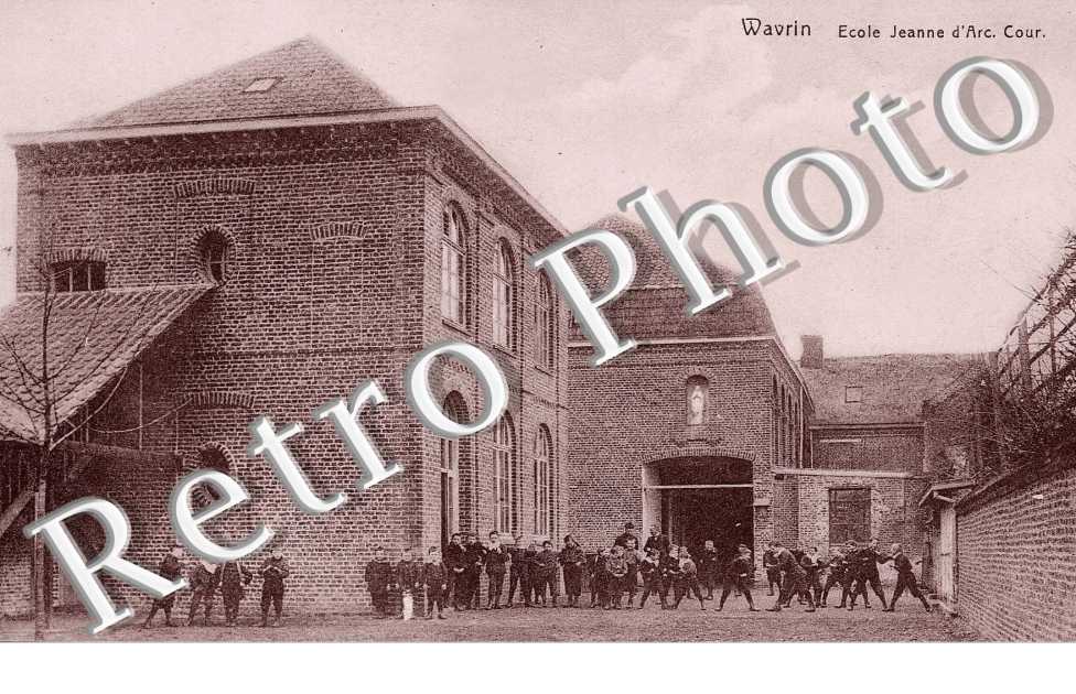 Ecole Jeanne d'Arc - cour