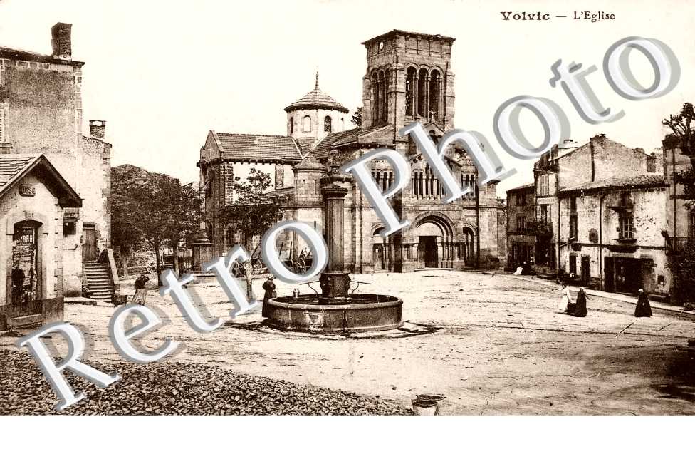 L'eglise "avec fontaine"