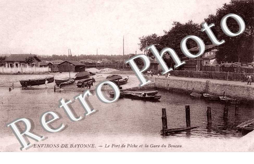 Le port de peche et la gare du Boucau