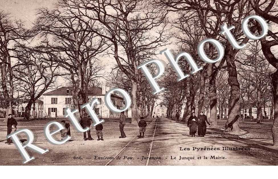Le Junque et la mairie