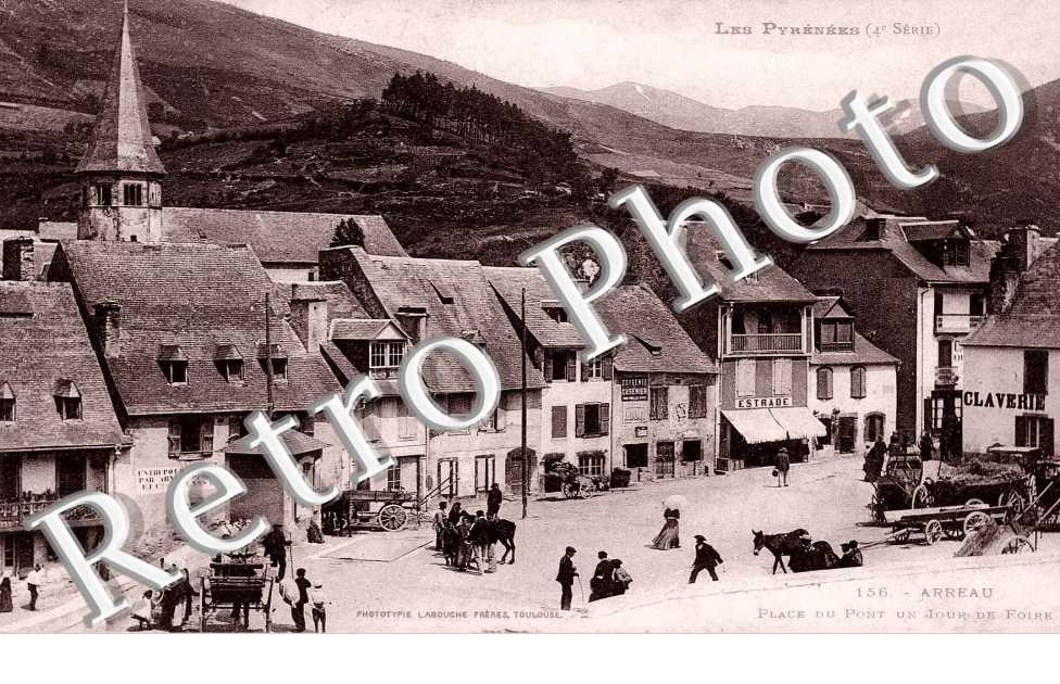 Place du pont    un jour de foire